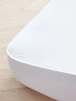 Alèse/drap Housse Résistant En Tencel Toucher Doux Blanc - Vertbaudet -Magasin De Produits Tendance Pour Bébés alesedrap housse resistant en tencel toucher doux 2