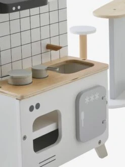 Mobilier De Cuisine Pour Poupée Mannequin En Bois FSC® Blanc - Vertbaudet 11 Mobilier De Cuisine Pour Poupée Mannequin En Bois FSC® Blanc - Vertbaudet -Magasin De Produits Tendance Pour Bébés mobilier de cuisine pour poupee mannequin en bois fsc 4